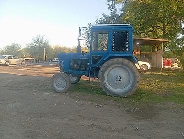 dizel generatorlar: Məhsul: Belarus markalı təkərli traktor Xüsusiyyətlər: - Korpus: mavi — 6