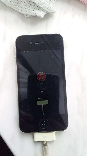 iphone 15 2 ci el: IPhone 4, < 16 GB, Qara, Qırıq — 1