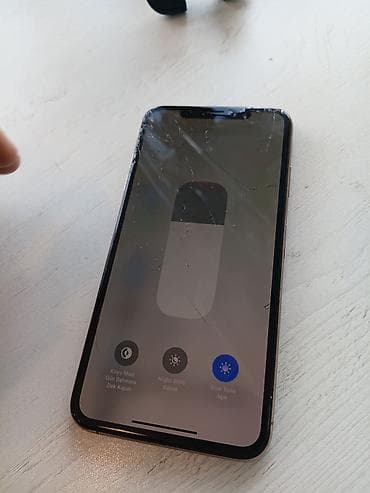 iphone 11 teze: IPhone Xs Max, 256 GB, Qızılı, Qırıq — 4