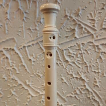 qamis: Blokfleyta Yamaha Ünvan:Nizami 42 (Daxili işlər nazirliyin arxası) İş — 4