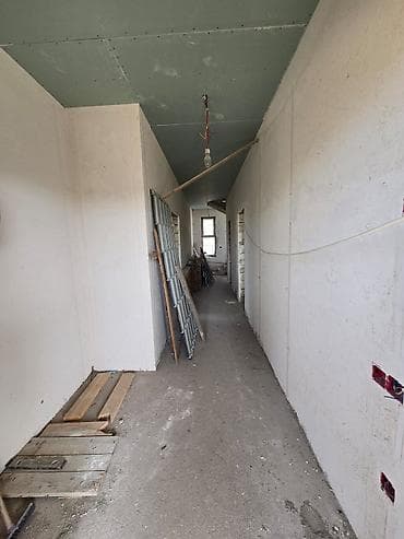 2 otaqlı ev: İki mərtəbəli fərdi yaşayış evi4 sotdan artıgdı qaz işıq var 5 otaq — 7