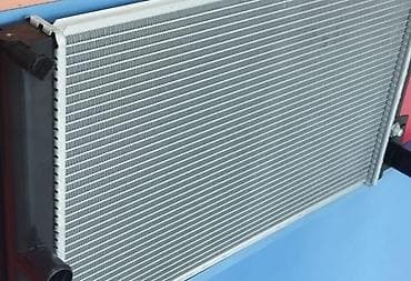 Toyota carolla 2008 1.6 avtomat işlənmiş Avtomobil radiatoru -