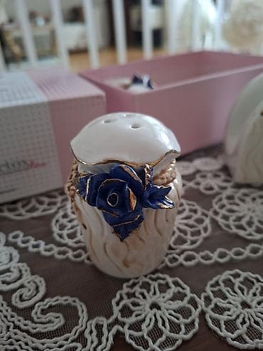 himalay duzu: Duz, istiot ve salfet qablari. sergiden alinib, ispaniya istehsalidir — 4