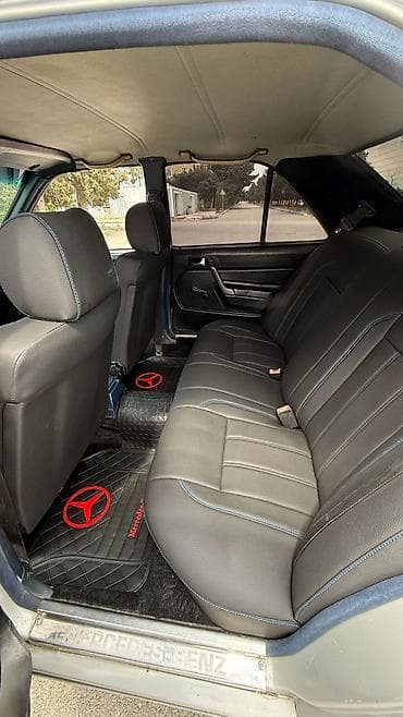 Avtomobil satışı: Mercedes-Benz 190 (W201): 2 l | 1990 il Sedan — 3