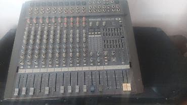 korg pa x5: Səhnə/ tədbir səs avadanlığı komplekti Tərkib: - 4 ədəd Yamaha pasiv — 4
