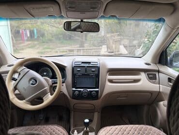 задний бампер мерседес: Kia Sportage, gümüşü rəng, krossover/SUV. Xüsusiyyətlər: - Kuzov: 5 — 6