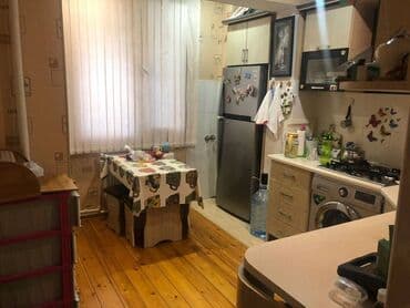 ilkin ödənişi 10000 olan evlər: Bakı, Köhnə Günəşli, 3 otaqlı, Köhnə tikili, m. Həzi Aslanov, 82 kv. m — 9