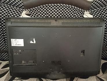 gta 5 disk ps5: Samsung 32" LCD televizor Model: LE32D403E2W (Type No: LE32D403) — 3