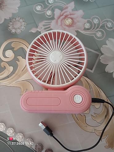 Kompakt USB ventilyator - Rəng: çəhrayı-ağ - Güc düyməsi: korpus