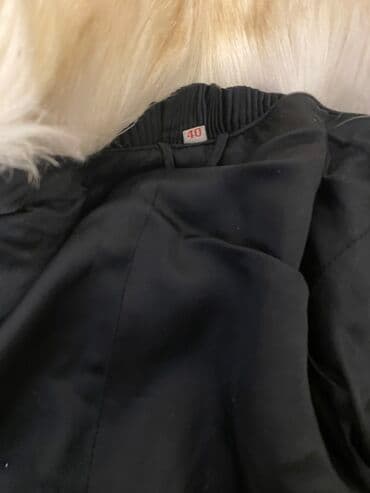 uşaqlar üçün demisezon jiletkalar: Şubala esildir tukleri tokulmur,isti saxlıyır.38-40 razmere — 7