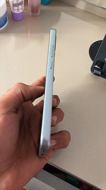 find x9 pro: Oppo A6 Pro, 256 GB, rəng - Gümüşü, Barmaq izi — 6