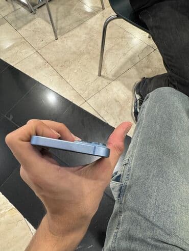 iphone se 2016: IPhone 14, Mavi, Face ID — 6