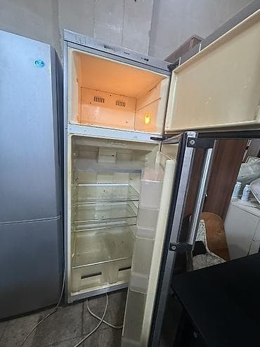 İşlənmiş 2 qapılı Soyuducu Satılır, rəng - Boz, Təkərli — 2