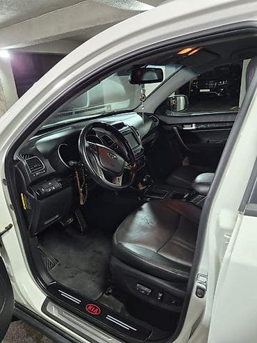 traxtır satışı: Kia Sorento: 2.2 l | 2014 il Krossover — 6