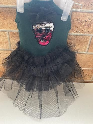 tula it: S ölcüdü Qara tüllü balaca paltar (it/geyim) - Model: qolsuz, beldən — 1