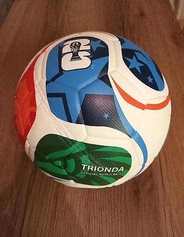 ereb pulu: Futbol topları – müxtəlif modellər və dizaynlar - TRIONDA Pro — 7