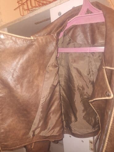 Volkswagen: Qadın üçün qısa model dəri gödəkçə - Rəng: tünd qəhvəyi - Stil — 2