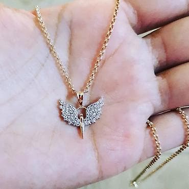 qizill: Dəstə daxildir: Boyunbağı, Kulon, Sep, Sarı qızıl, 585 Əyar — 2