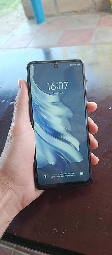 mikrafon sm 58: Tecno Spark 20 Pro, 256 GB, rəng - Qara, İki sim kartlı — 3