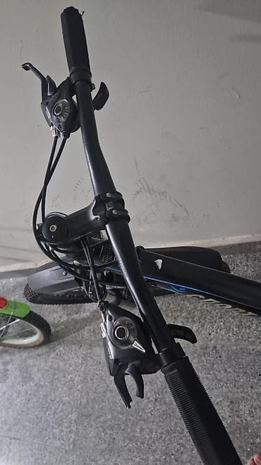 işlenmiş velosiped: Velosiped az işlənib. 250 alınıb. 200-e satilir — 8