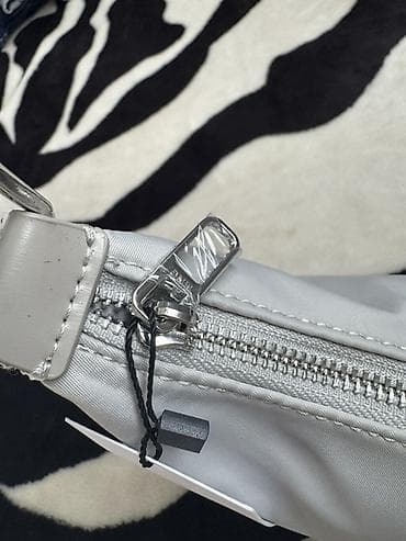 cixollar: MNG qadın çiyn çantası – açıq boz rəng - Model: baguette/omuz çantası — 3