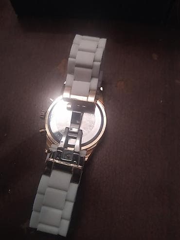 armani saat: Shexsi saatlarimdi azda olsa ishdetmishem. Amma artix taxmadigima gore — 2