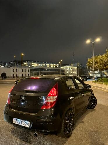 kia sou 2013: Hyundai i30: 1.4 l | Hetçbek — 9