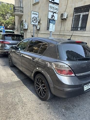 hope v6: Opel Astra H (hatchback), tünd boz rəng. - Kuzov: 5 qapılı hatchback — 2