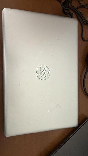 HP: HP Laptop 15-da0xxx noutbuk Xüsusiyyətlər: - Prosessor: Intel Core — 1