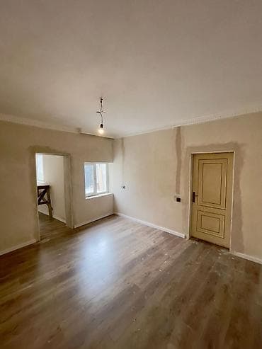 sumqayitda tecili satilan evler: TECILI SATILIR. 3 otaqli heyet evi . sened belediyye.yasayiw ucun — 3