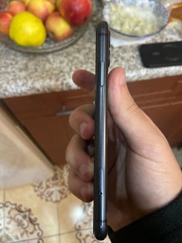 ucuz iphone: IPhone 11, 64 GB, Qara, Face ID — 5