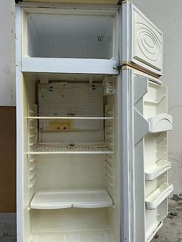 NORD markalı iki qapılı soyuducu - Üst hissədə ayrıca dondurucu — 5