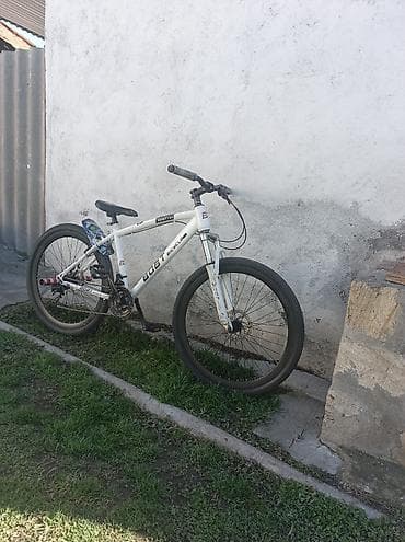 вело: BGT Bicycle dağ velosipedi - Çərçivə: alüminium, ağ rəng, “BGT — 2