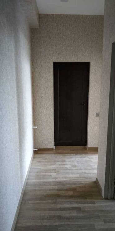 7 mikrorayon: Neftçilər metrosu yaxınlığında, 62 nömrəli məktəbin yanında, Yeni — 10