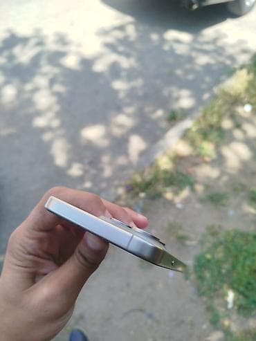 IPhone 15 Pro Max, 512 ГБ, Серебристый, Face ID — 3