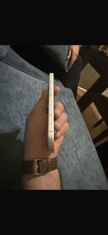 Компьютеры, ноутбуки и планшеты: IPhone 17 Pro, 256 ГБ, Белый, Кредит, Face ID — 4