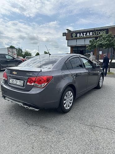 opel astra g: Chevrolet Cruze: 1.6 l | 2012 il 214000 km Sedan — 4