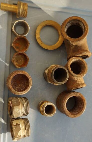 plastik turbalar qiymeti: Metal boru fitinqləri Metal boru fitinqləri satılır. 1 ədəd Dirsək — 3