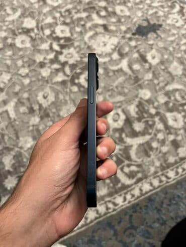 apple se 4: IPhone 13, 128 GB, Qara, Face ID — 4