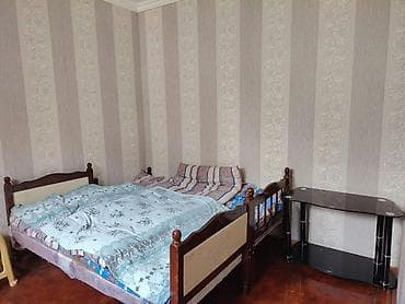 sekide ev alqi satqisi: 2 otaqlı, 49 kv. m, Orta təmir — 9