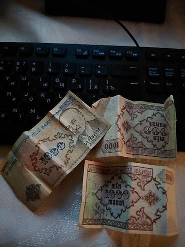 Vintage Azərbaycan manatı – 1000 manatlıq köhnə banknotlar (3 ədəd) -