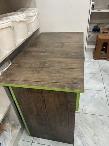 письменный стол с полками: Kompüter masası, Laminat, Dördbucaq masa — 2