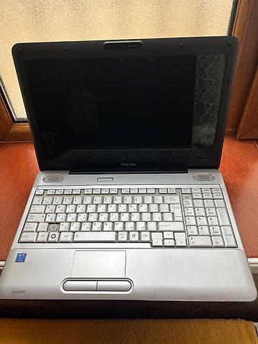 Hp notbook adapteri üstende daşı işlemir