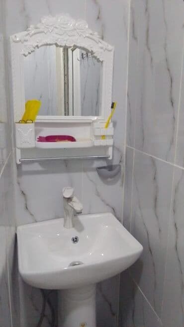 abşeron gənclər şəhərciyində 1 otaqlı evlər: Ev yiyəsi özüməm. Çox prestijni yerdə 28 may m yanı,Heydər Əliyev — 11