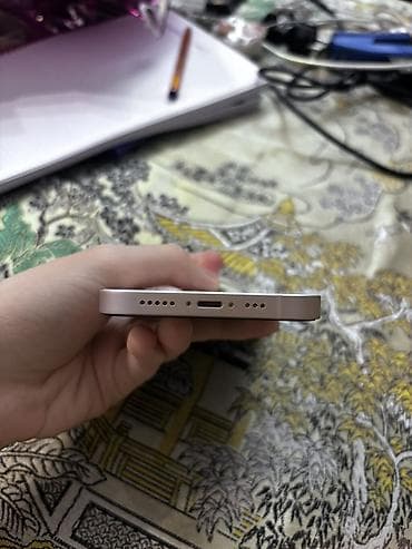 iphone 13 korpus: IPhone 13, 128 GB, Çəhrayı, Simsiz şarj — 4