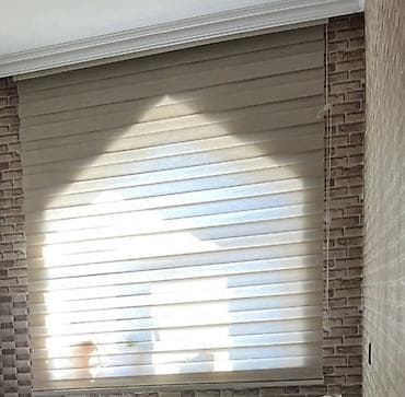Zebra jalüz pərdə - Rəng: açıq bej/şampan - Material: parça zolaqlar