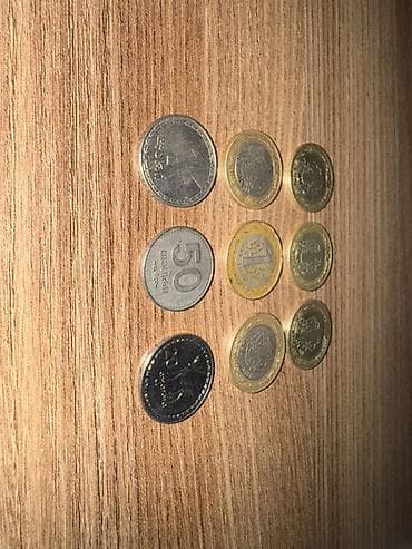 Kolleksiya üçün müxtəlif ölkələrə aid xırda pullar toplusu. Tərkib: -