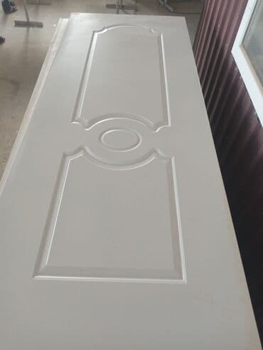 двери межкомнатнын бу: Ağ rəngli interyer qapı - Klassik panelli dizayn: iki fərqli model – — 1