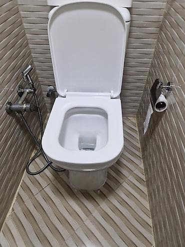 unitaz üstü: Unvan qaracuxur qəsəbəsi tecili satilir 6aydi alinib. Kombinə edilmiş — 2