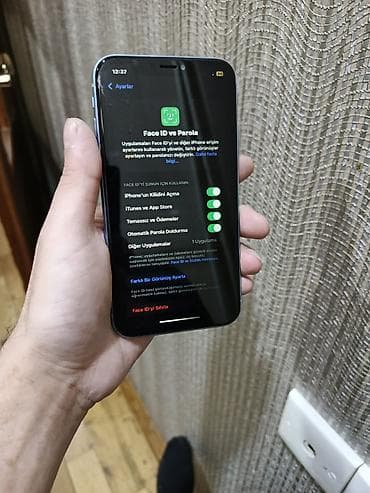 iphon 13 mini: IPhone Xr, 64 GB, Mavi, Simsiz şarj, Face ID — 9